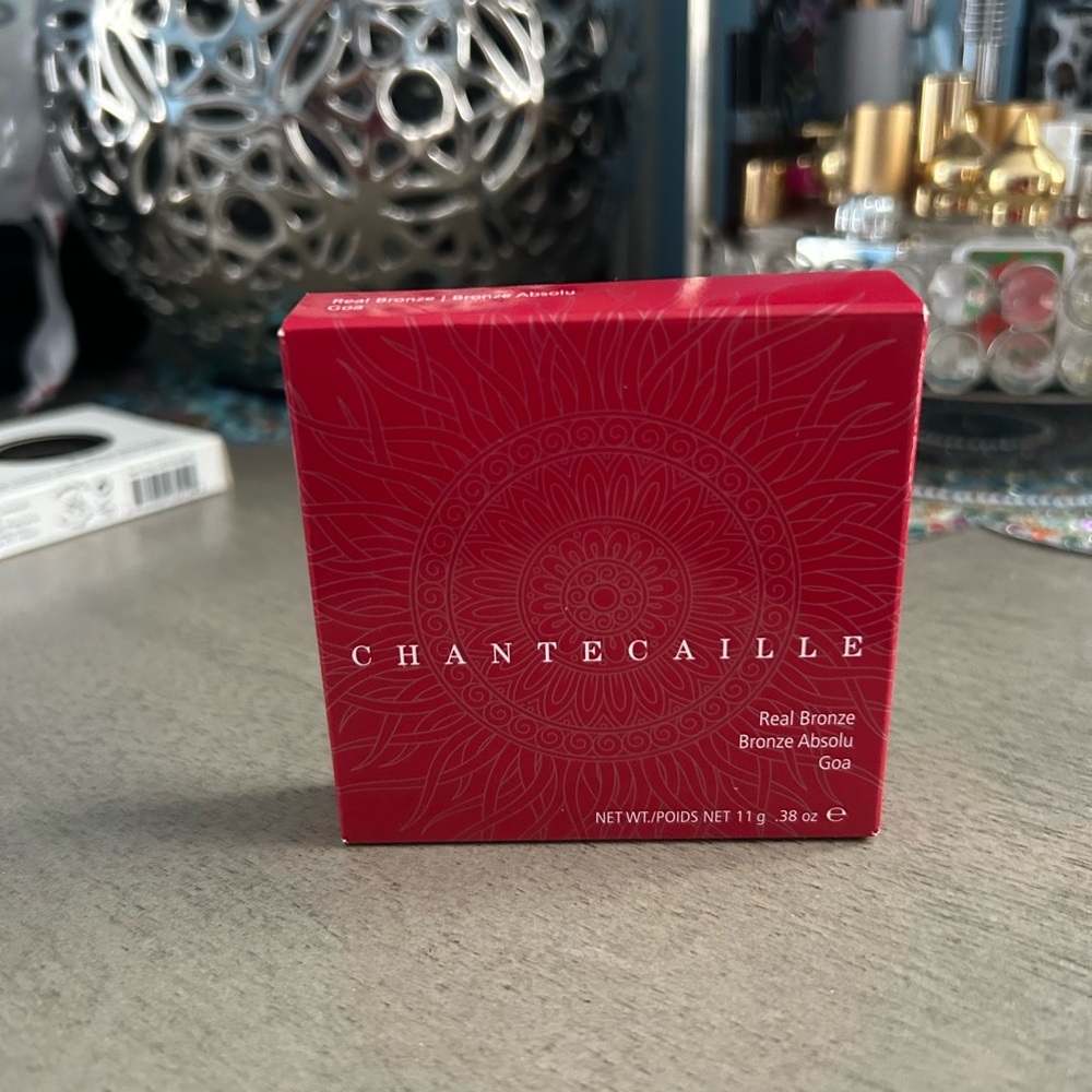 Chantecaille Real Bronze Goa - Red Packaging